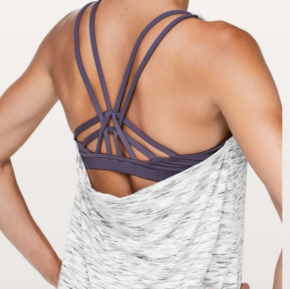 ❌️SOLD❌️ Lululemon Moment to Movement 2-in-1 Tank - Picture 2 of 10